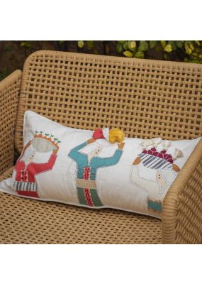 Levantine Women Cushion Cover