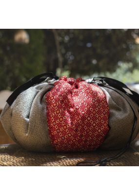 The Buqja – Embroidered Thermal Food Bag